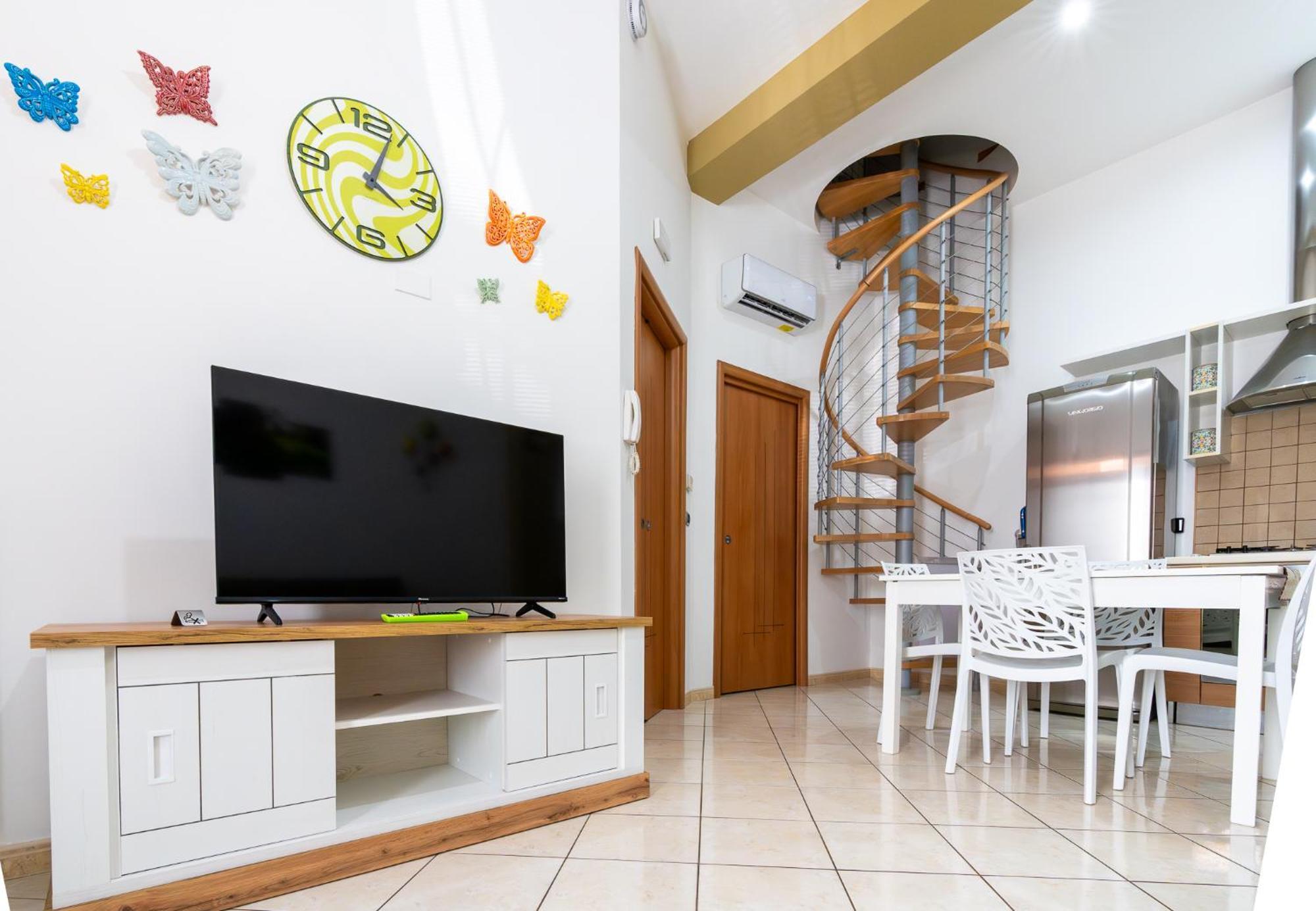 Casa Vacanze Ines Latiano Ngoại thất bức ảnh